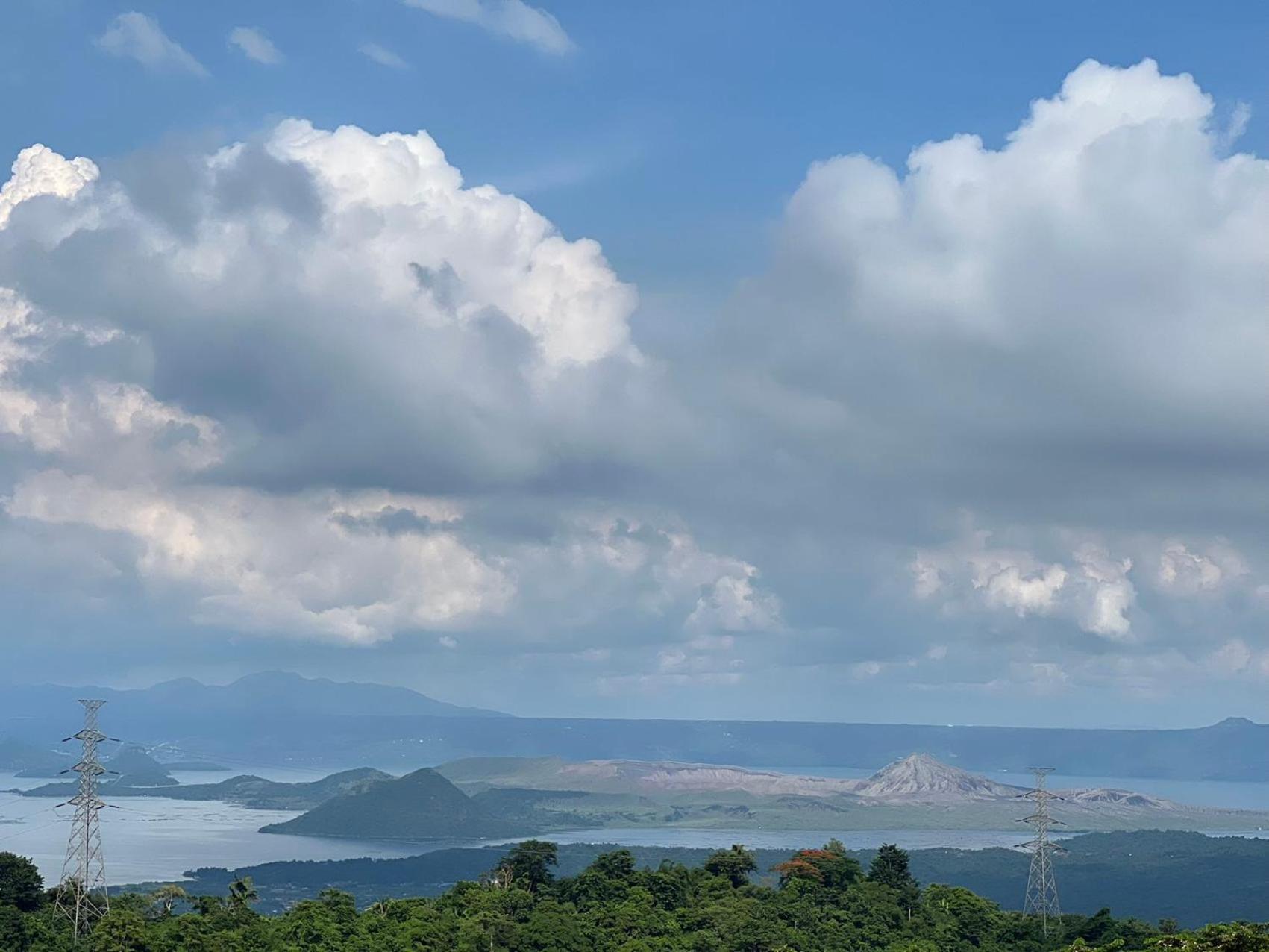 Splendido Tagagtay Taal Lake Staycation Free Parking Netflix No Free Pool Tagaytay City Екстер'єр фото
