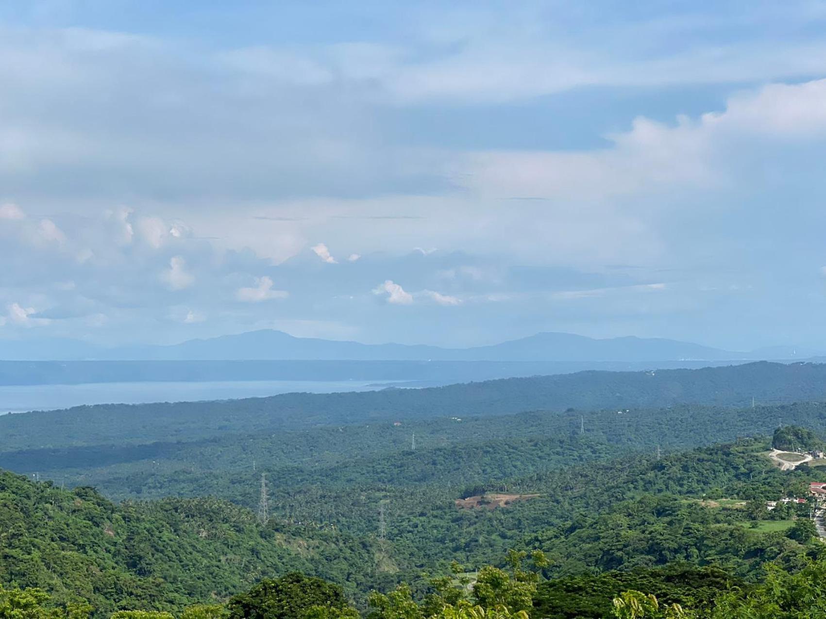 Splendido Tagagtay Taal Lake Staycation Free Parking Netflix No Free Pool Tagaytay City Екстер'єр фото