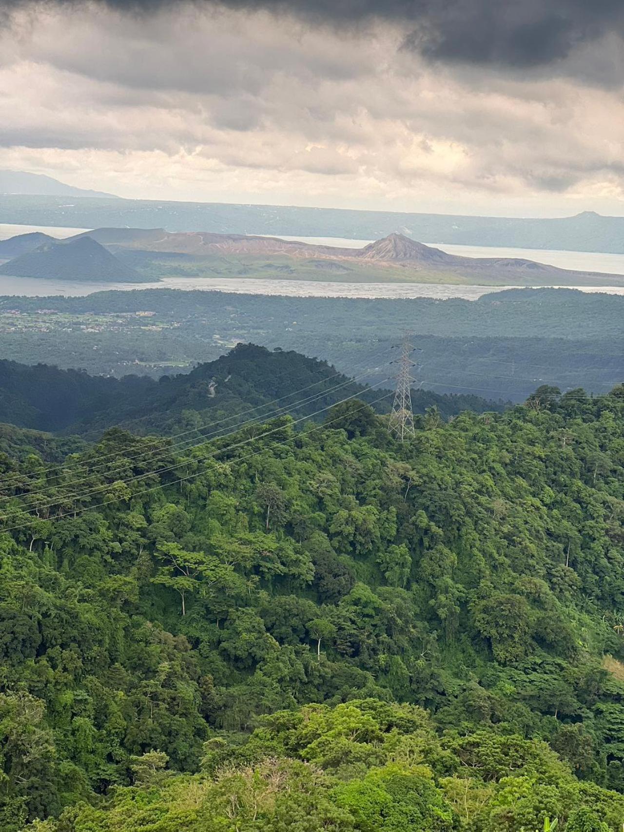 Splendido Tagagtay Taal Lake Staycation Free Parking Netflix No Free Pool Tagaytay City Екстер'єр фото