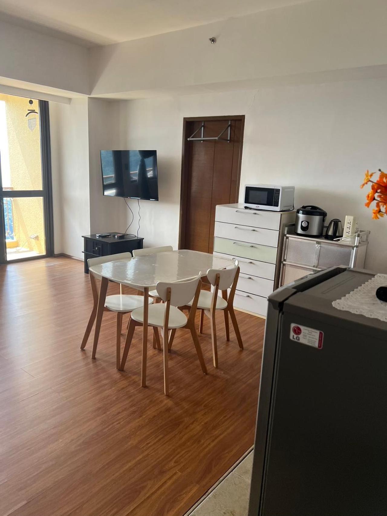 Splendido Tagagtay Taal Lake Staycation Free Parking Netflix No Free Pool Tagaytay City Екстер'єр фото